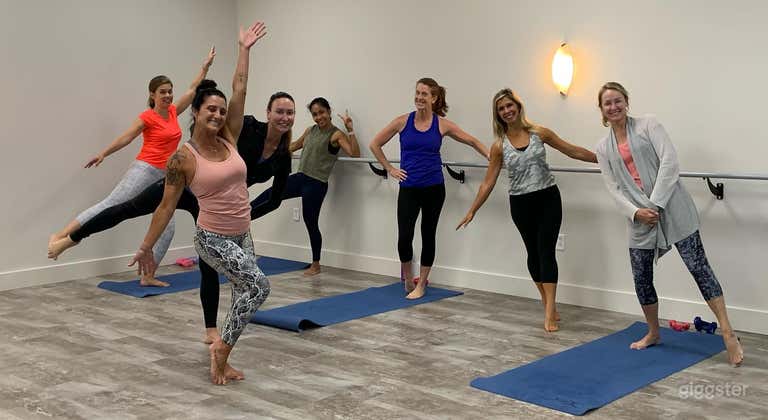  Increíble Espacio para Yoga, Barre y Danza 