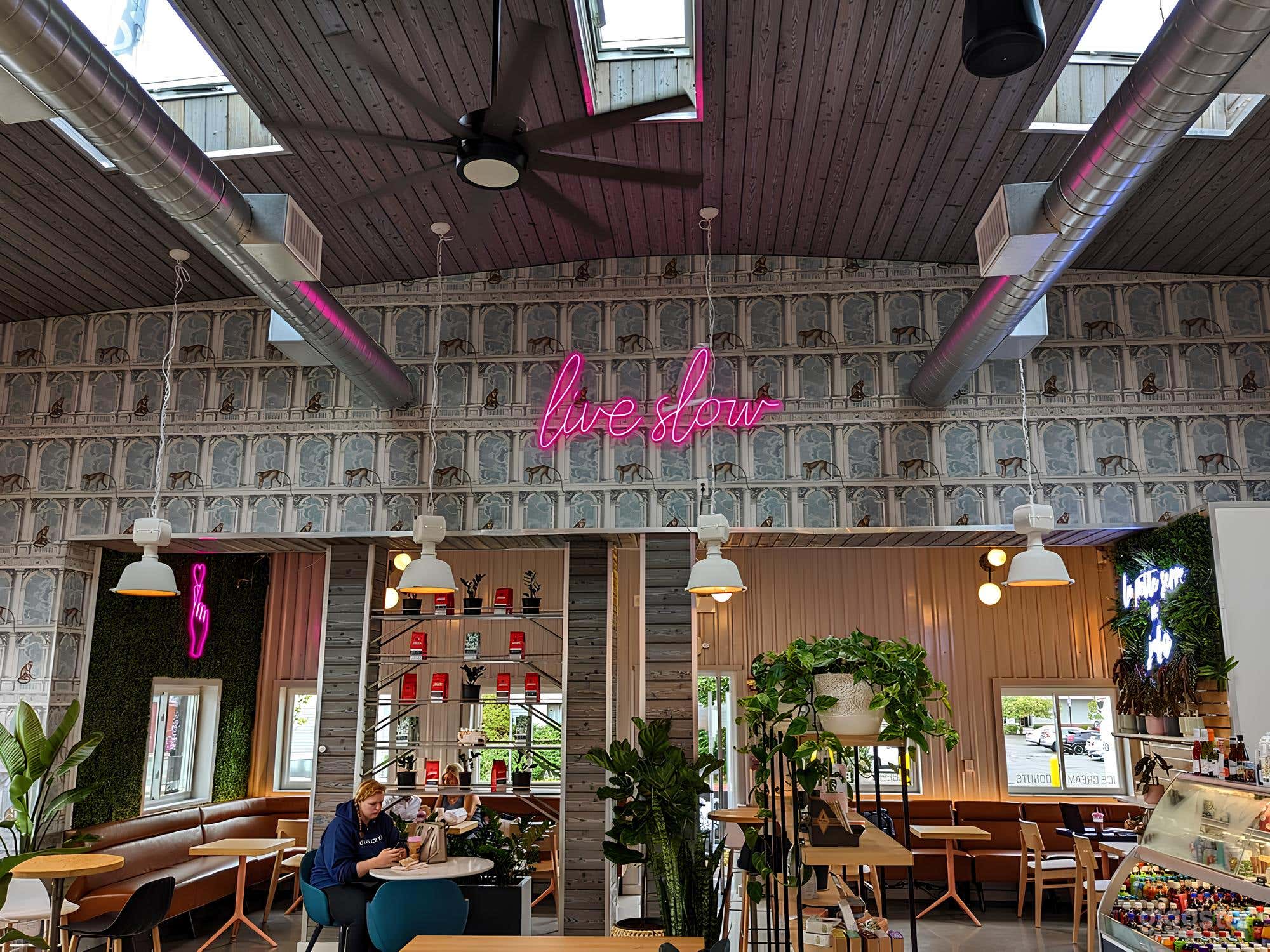 Cozy Industrial Cafe (Canal) Photo 1