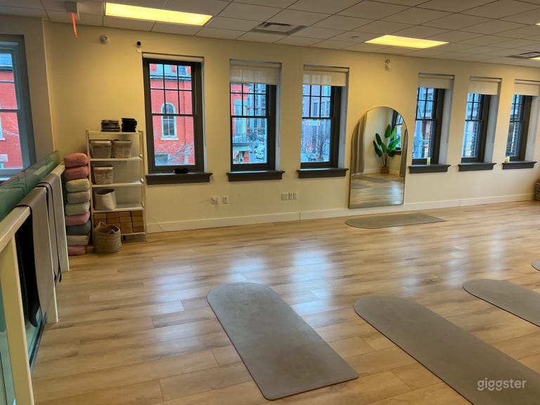  Spacious 750 sqft Studio for Rent – Yoga, Dance, Fitness 