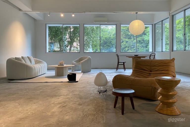  Neutral tones and bold accents fill the space through curated timeless and modern pieces that seek to inspire. A sanctuary where stories are woven and memories etched. 