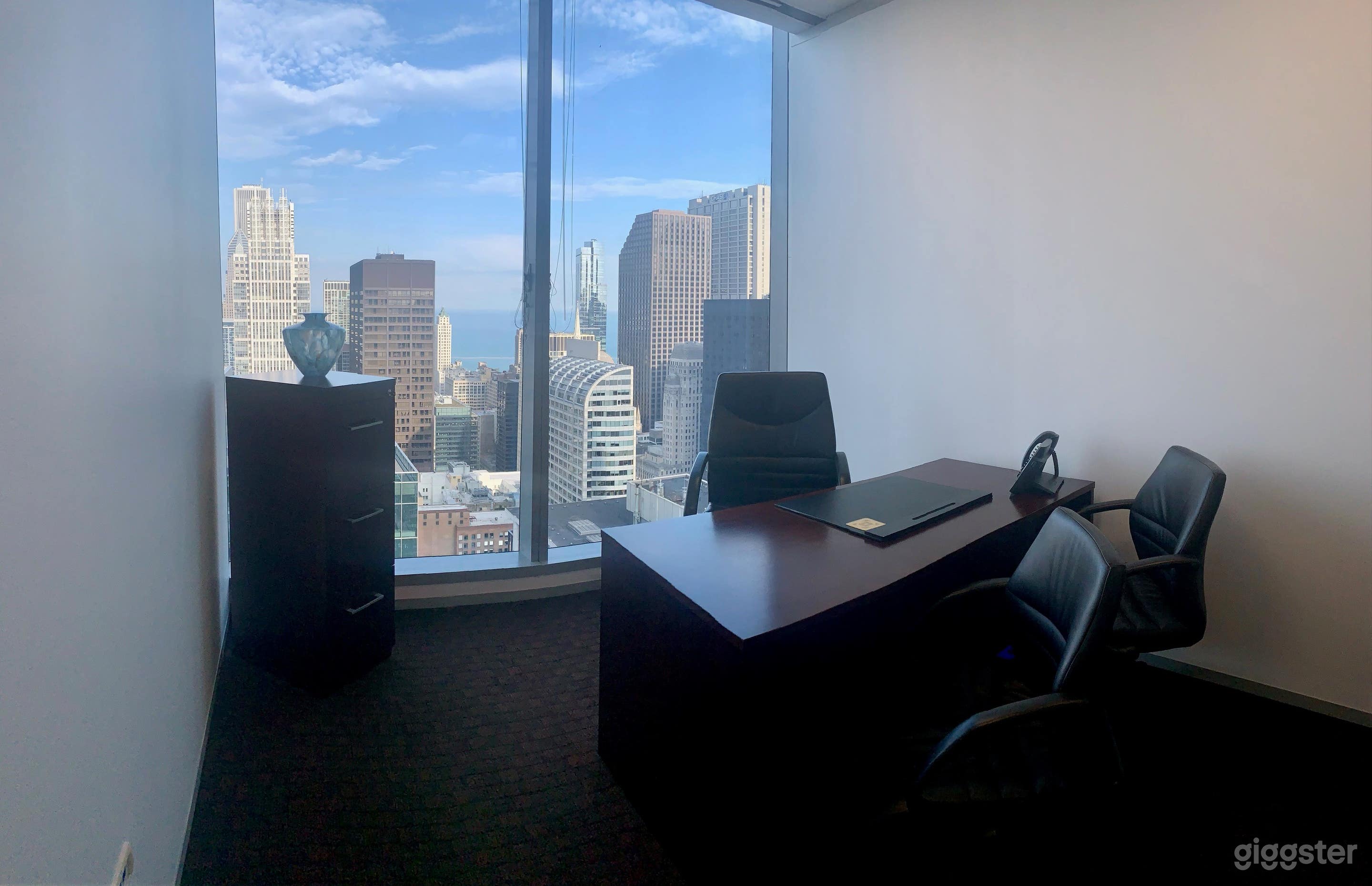 Exterior Offices Photo 2