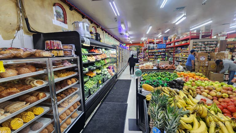  Market Convenience Store 