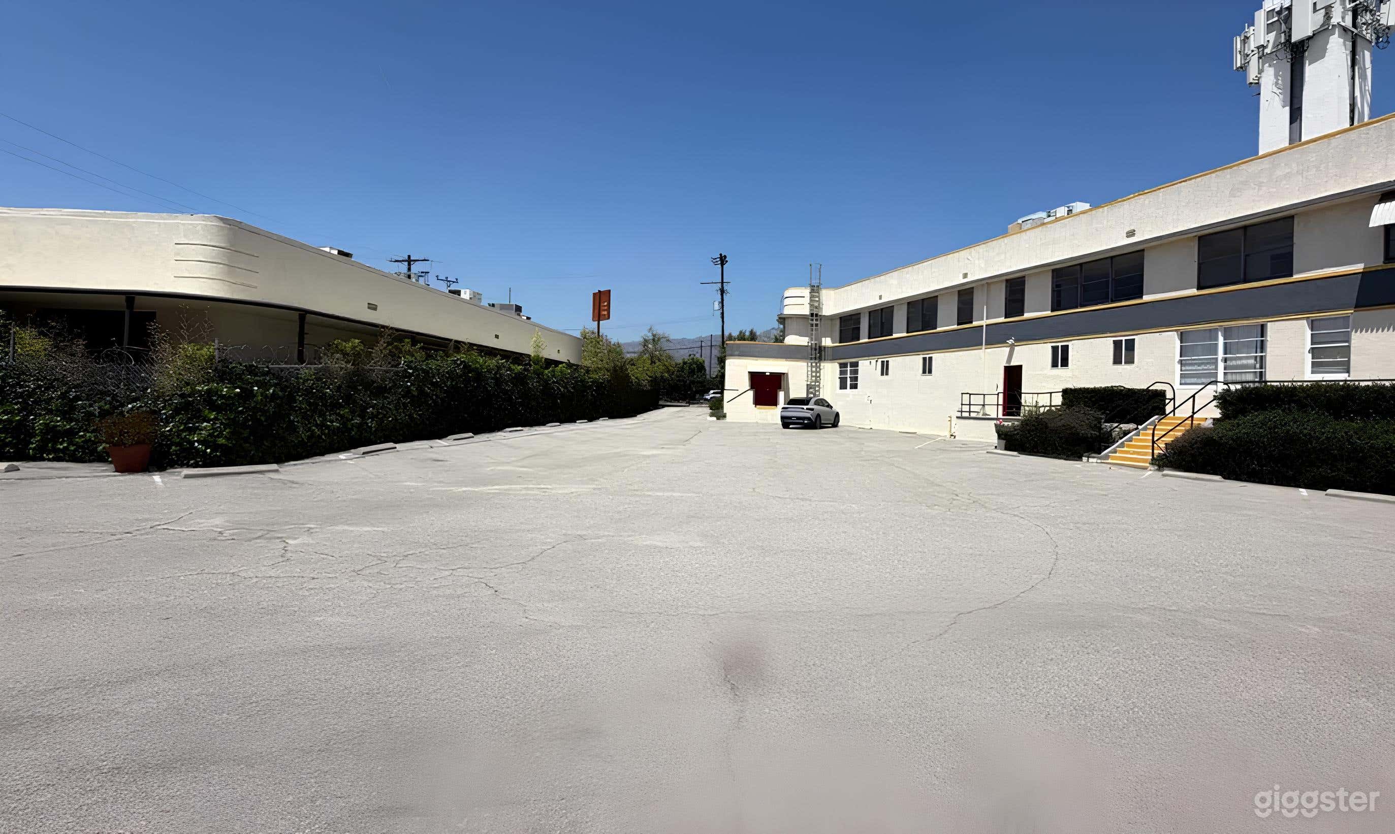 Versatile and Bright School Parking Space Photo 1