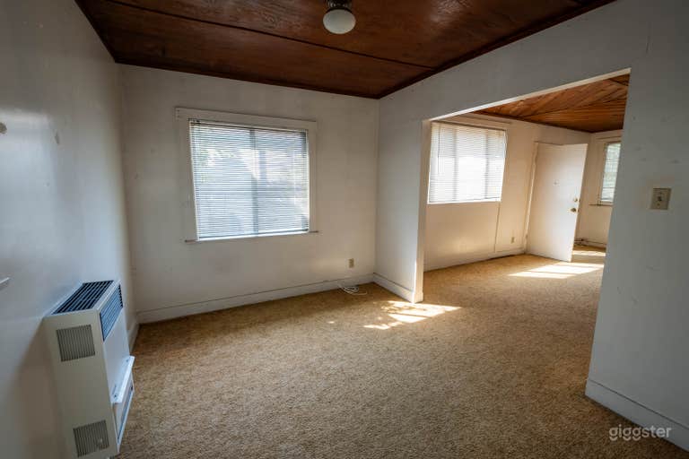  Living Room reverse Angle 