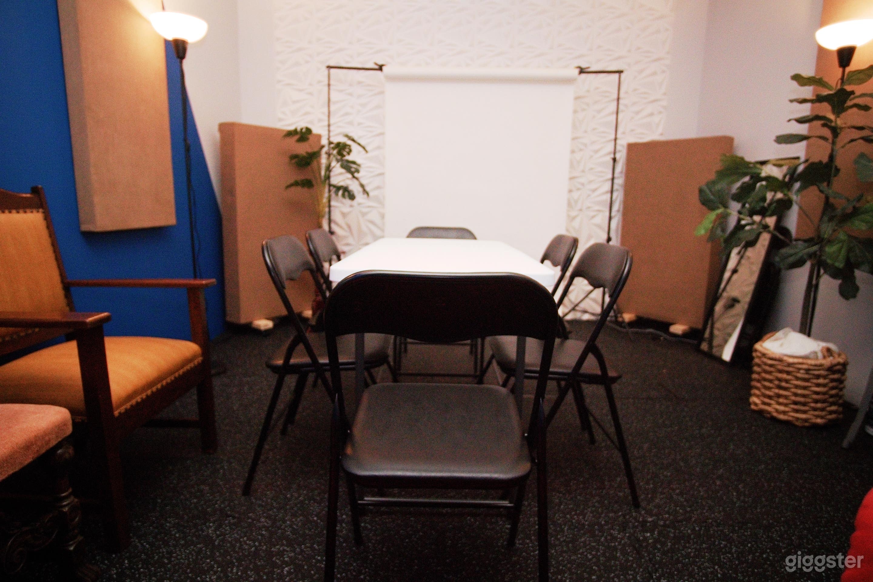 Vibrant Multi-Use Studio in Scarborough South Photo 3
