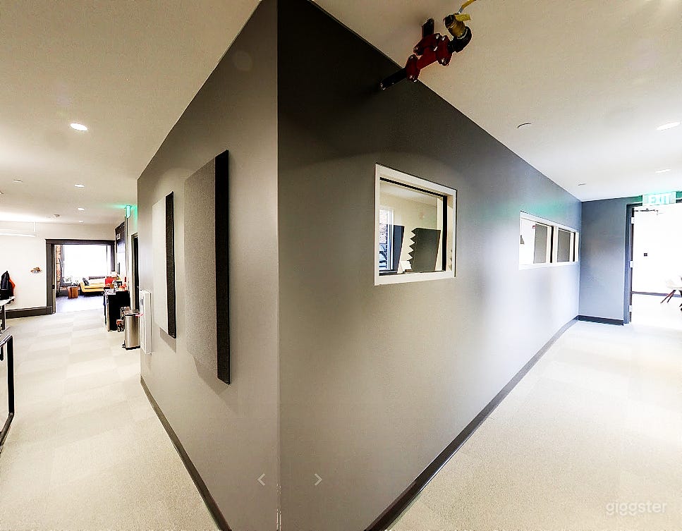 Hayduke - Meeting Room for 8 People Photo 3