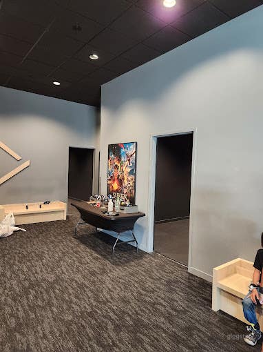  Modern & Futuristic VR Space in San Diego 