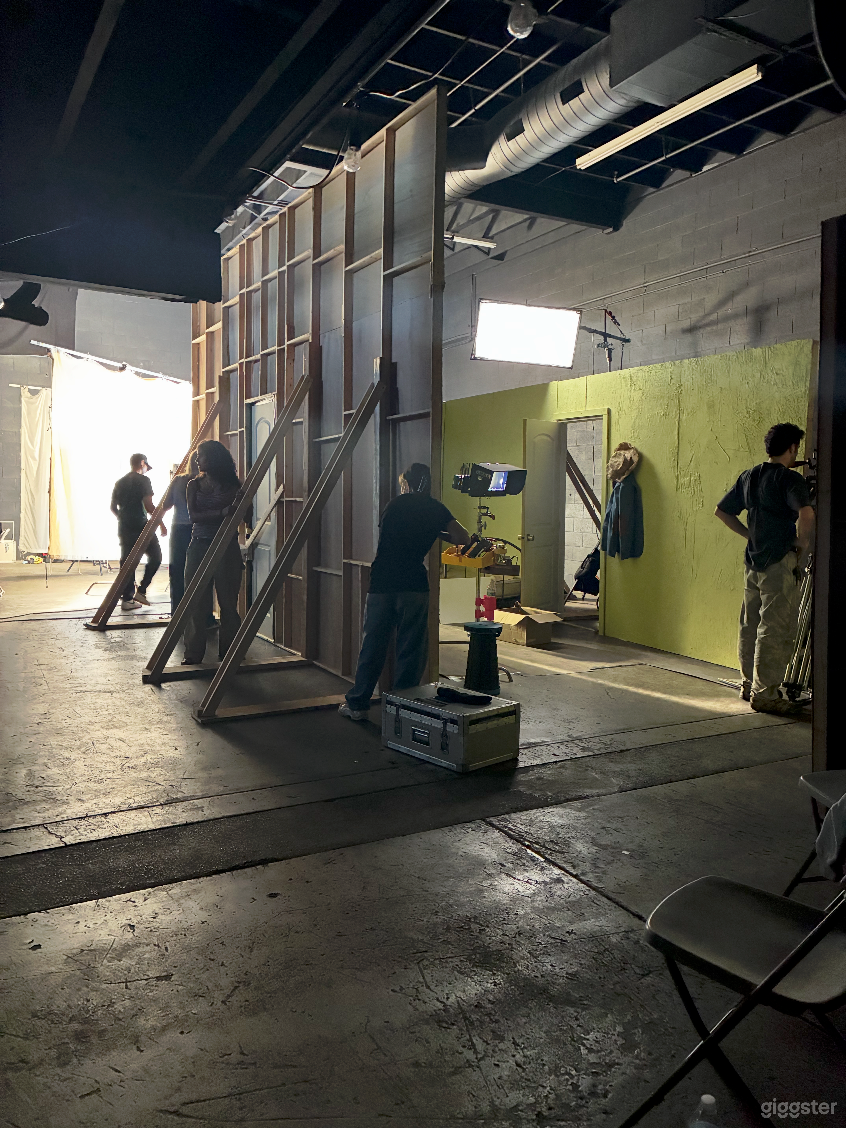 Unique and Spacious Production Space Photo 3