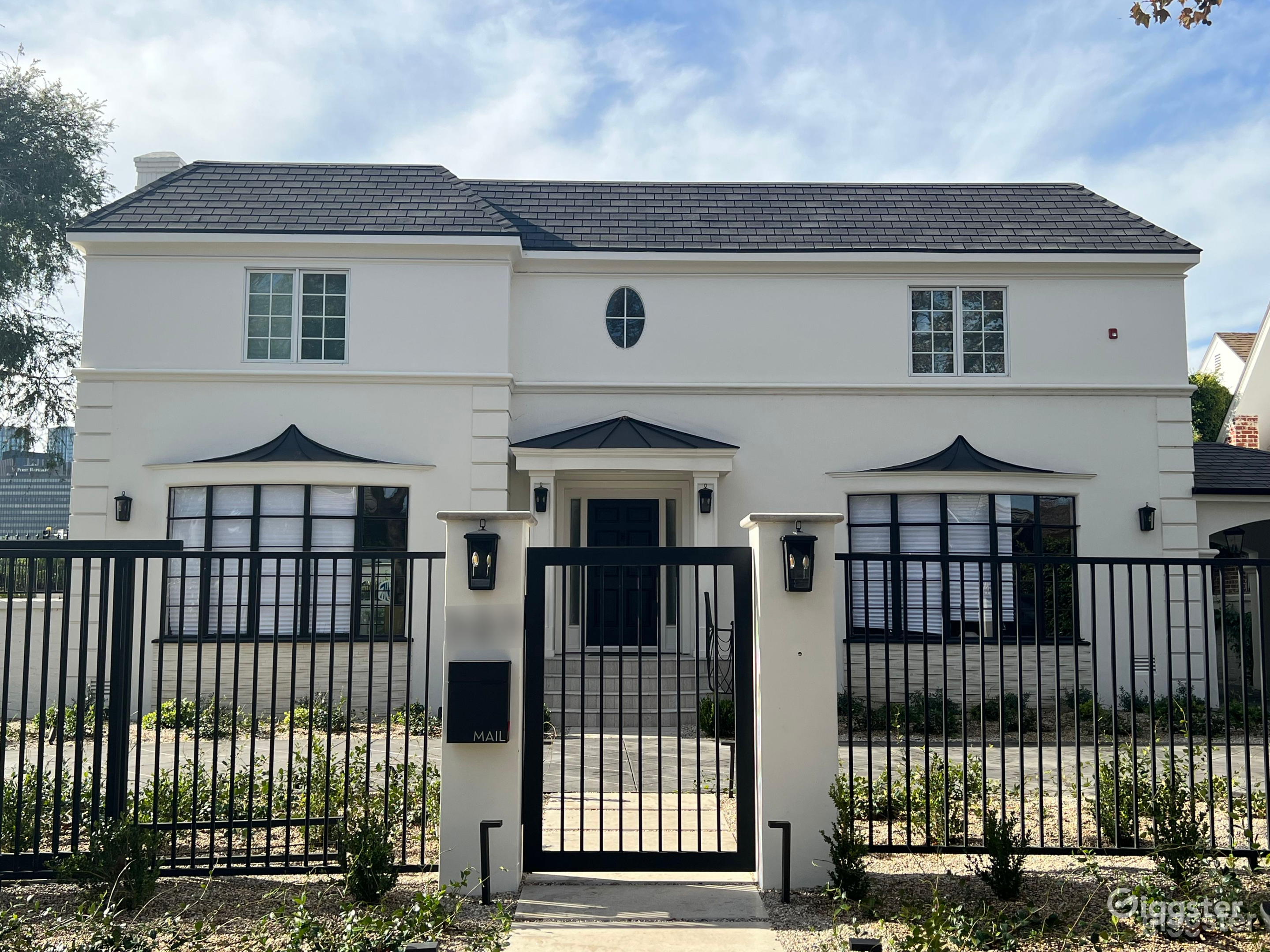 Glamorous BH House - Great for filming/photo shoot Photo 1