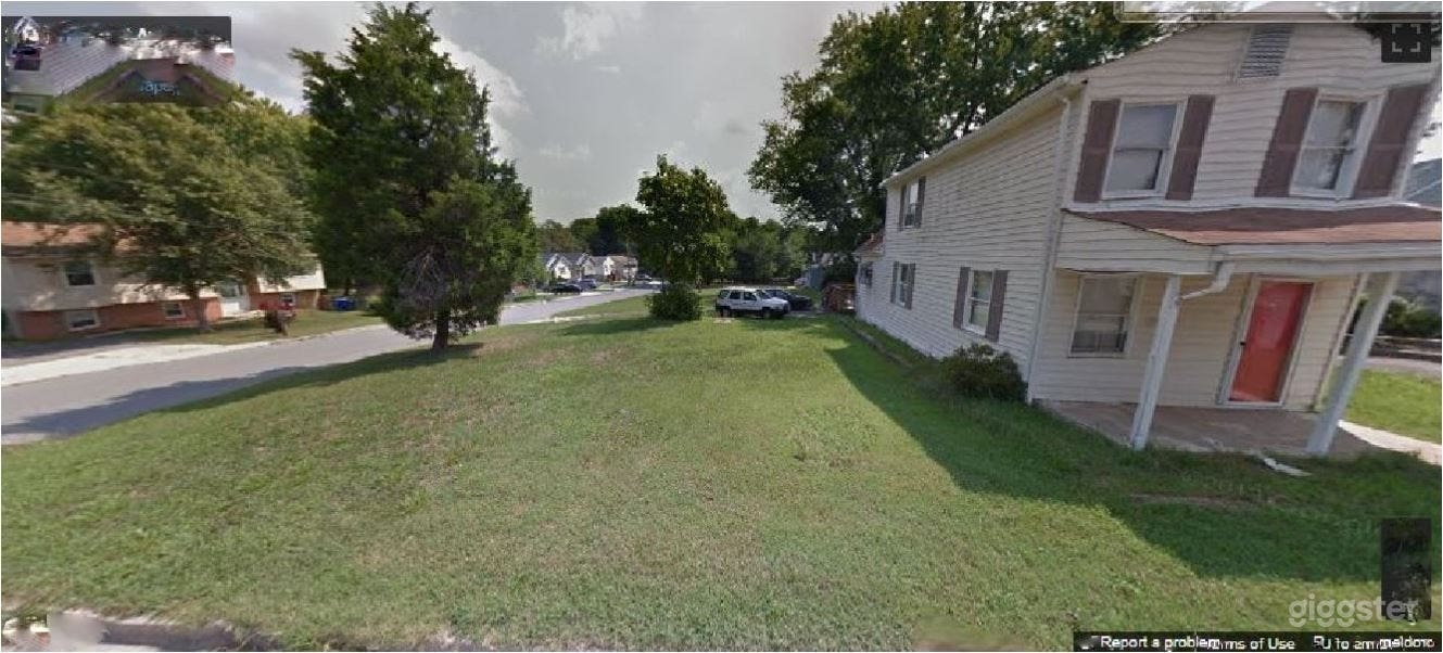 Poor but Proud Photo 3