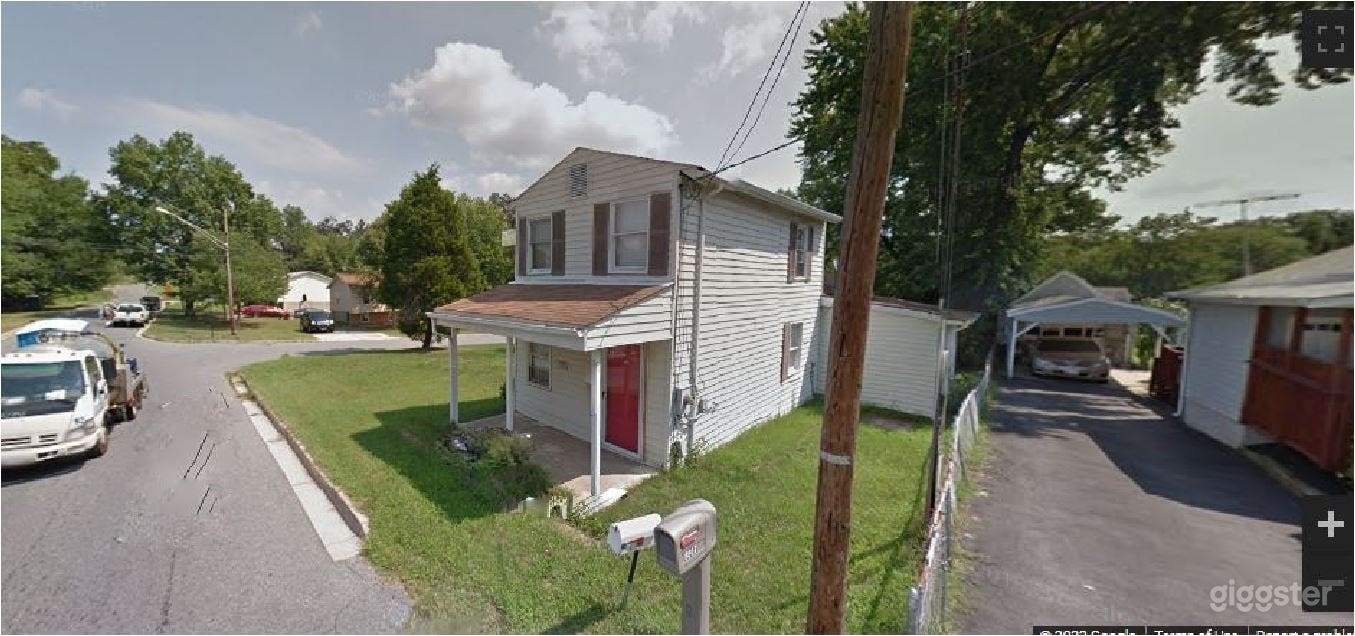 Poor but Proud Photo 4