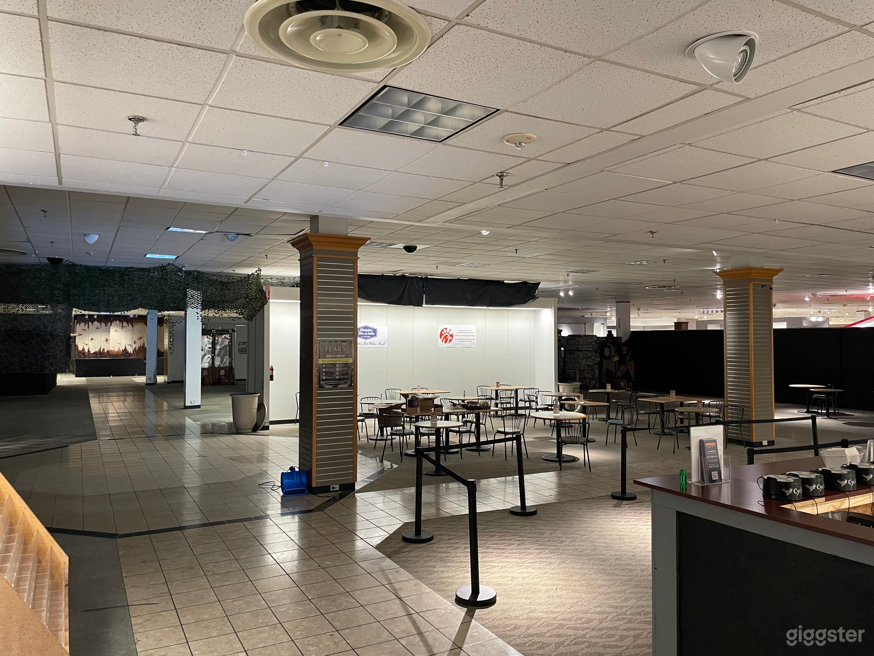 Bar area and Seating