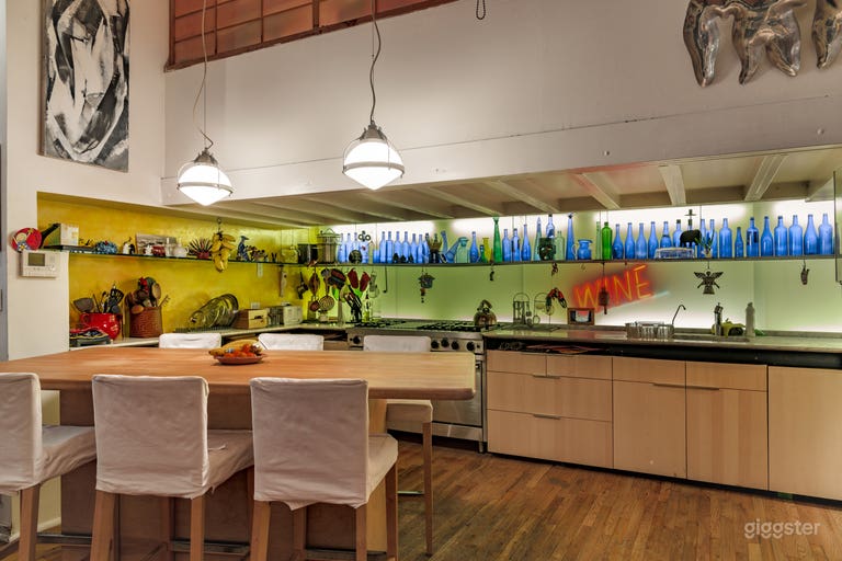  4,200 sq/ft lavish artist loft in Tribeca  