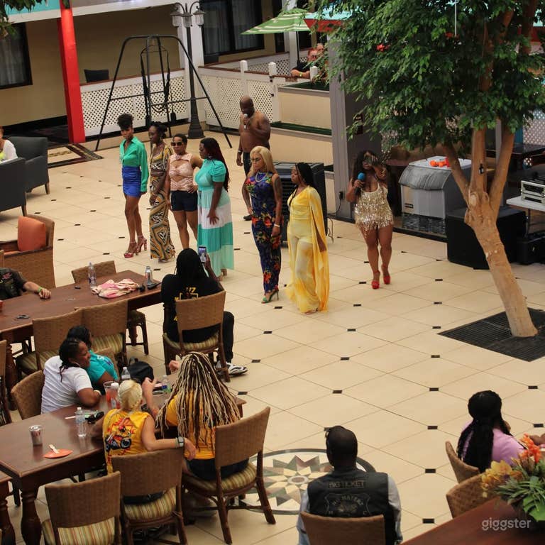  Expansive Fiesta Atrium 