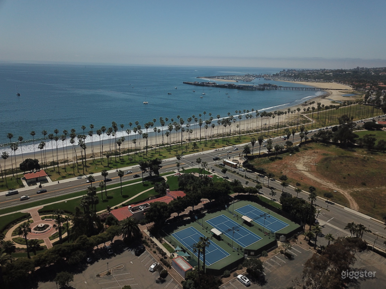  Académie de tennis bien équipée à Santa Barbara 