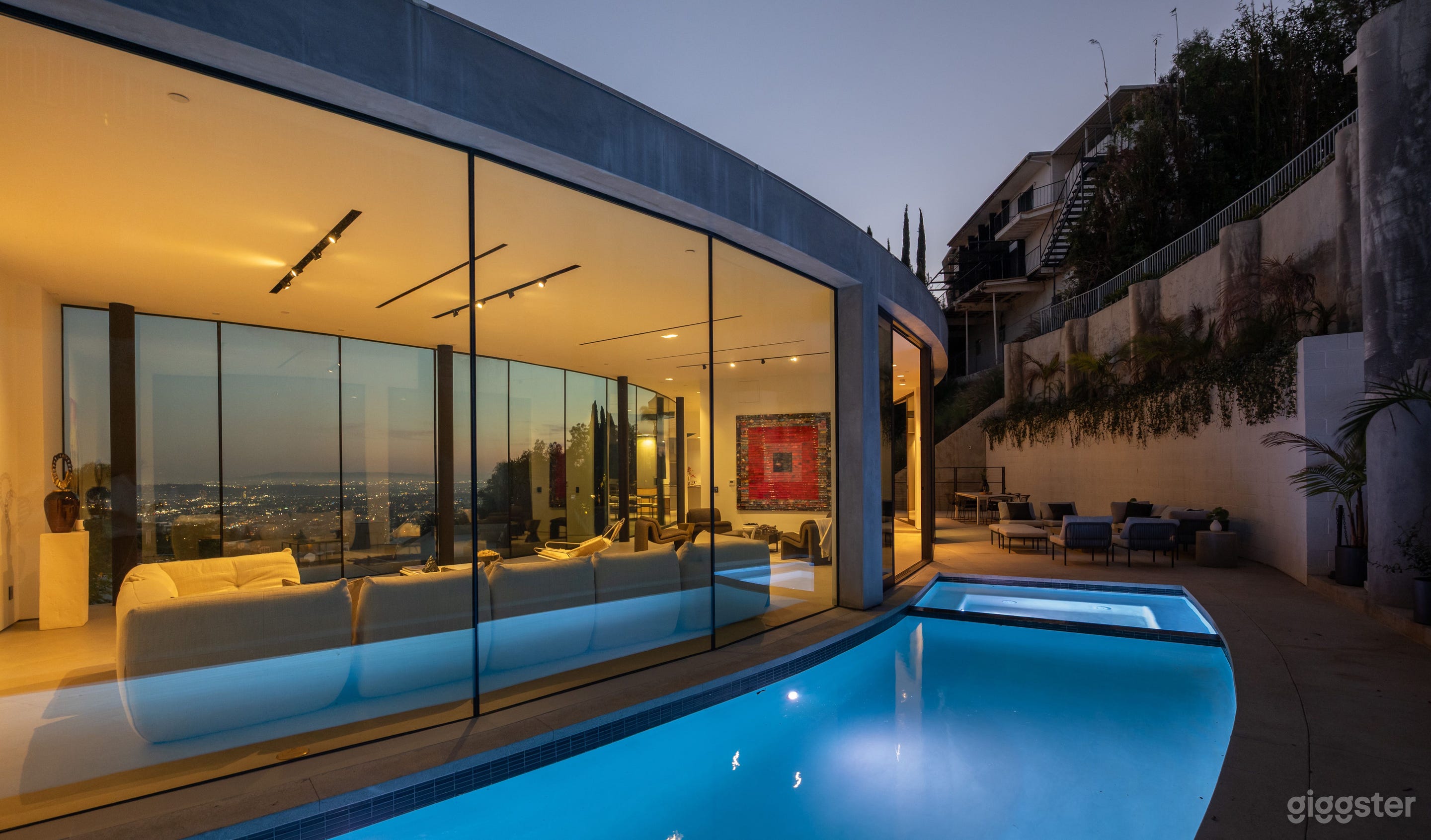 The Curve in the Hills Photo 4