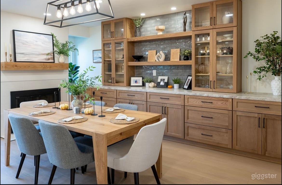 Open luxury dining room