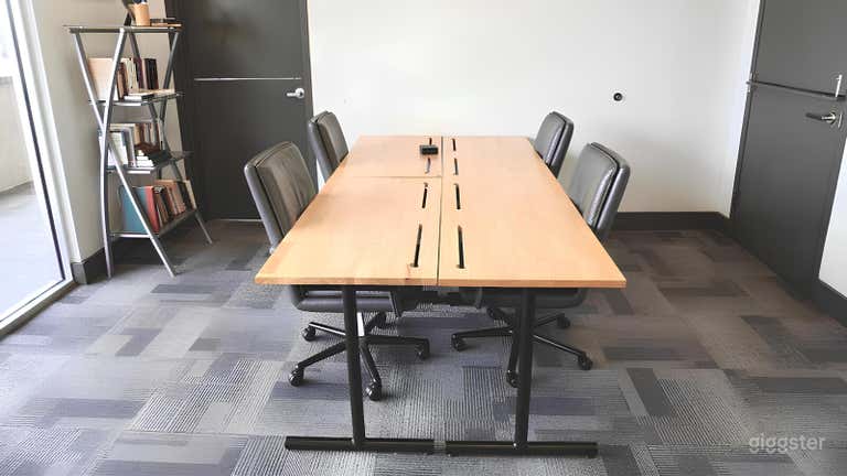  Modern & Bright Conference Room 
