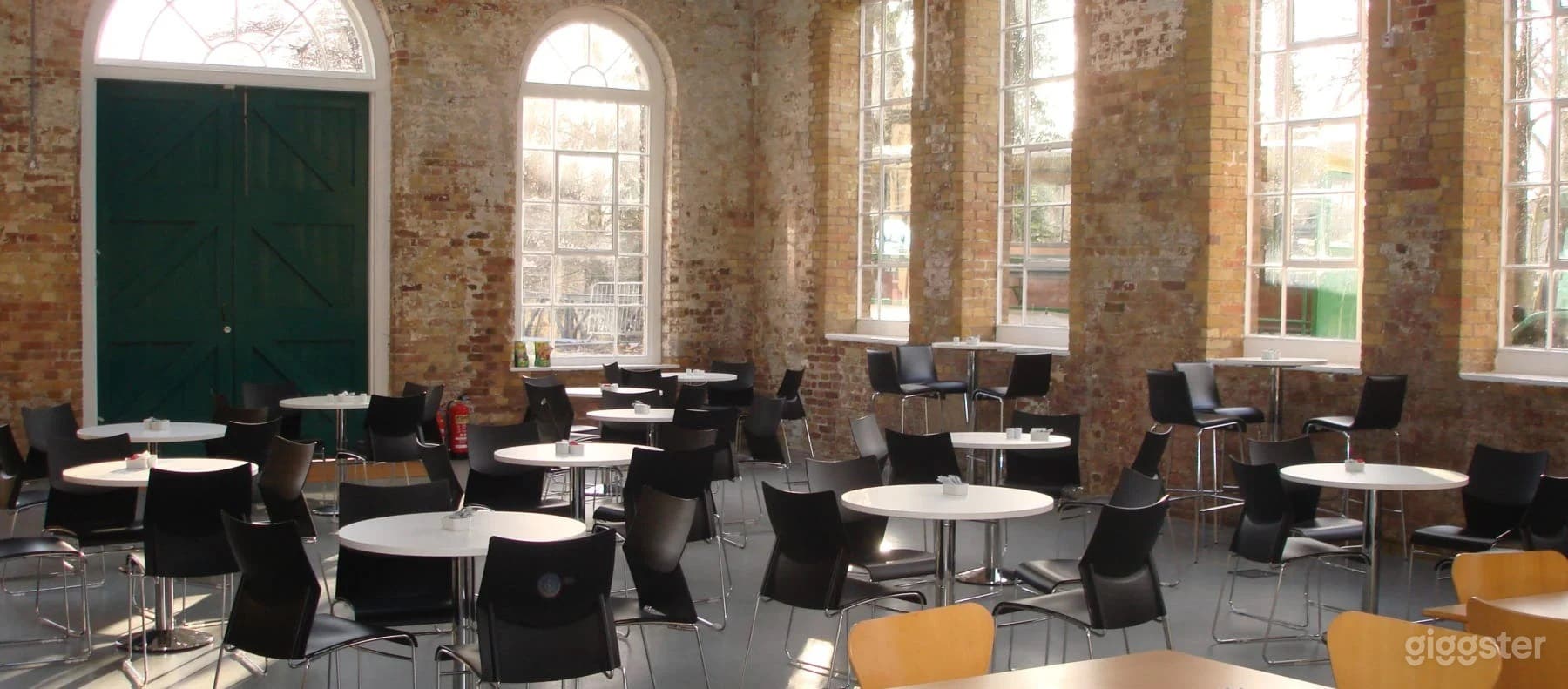 The Gunpowder Café is large and spacious and ideal for corporate event hires. With high ceilings and large windows, it is light and airy, and makes a picturesque setting for any event. 

Dimensions: 15m x 9.4m