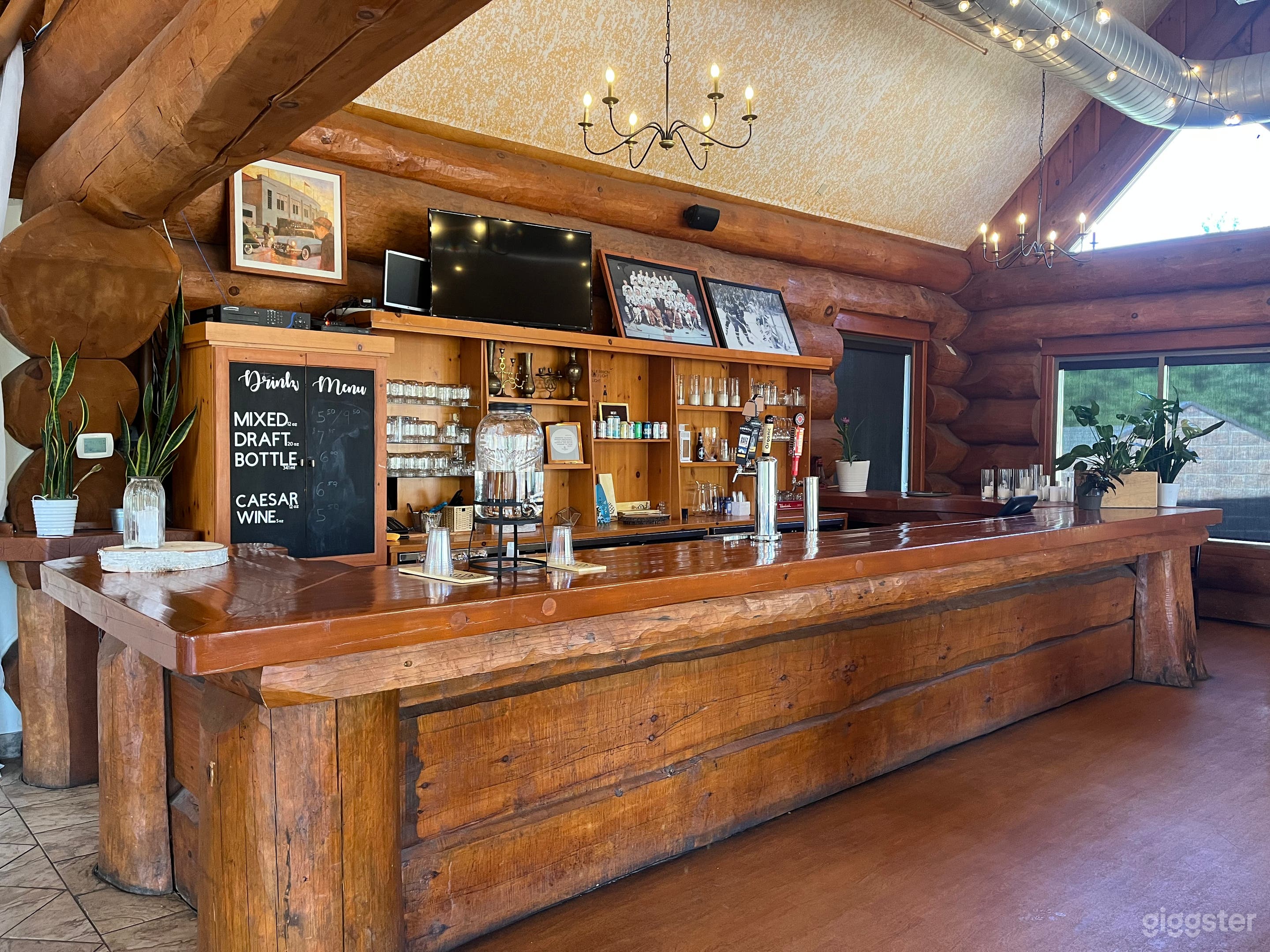 Image by Jordan Dolson