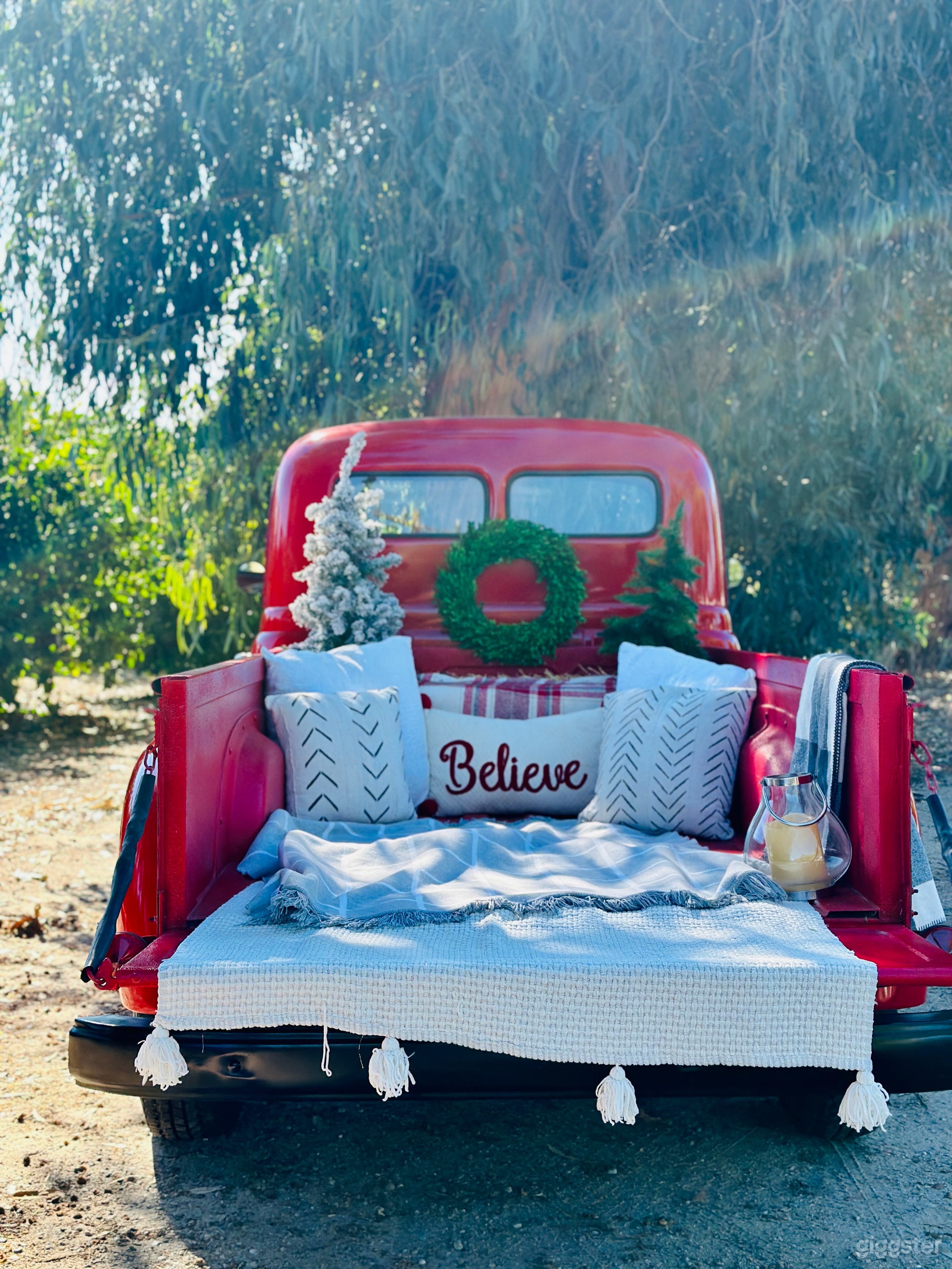 1954 International Harvester R120 Photo 3