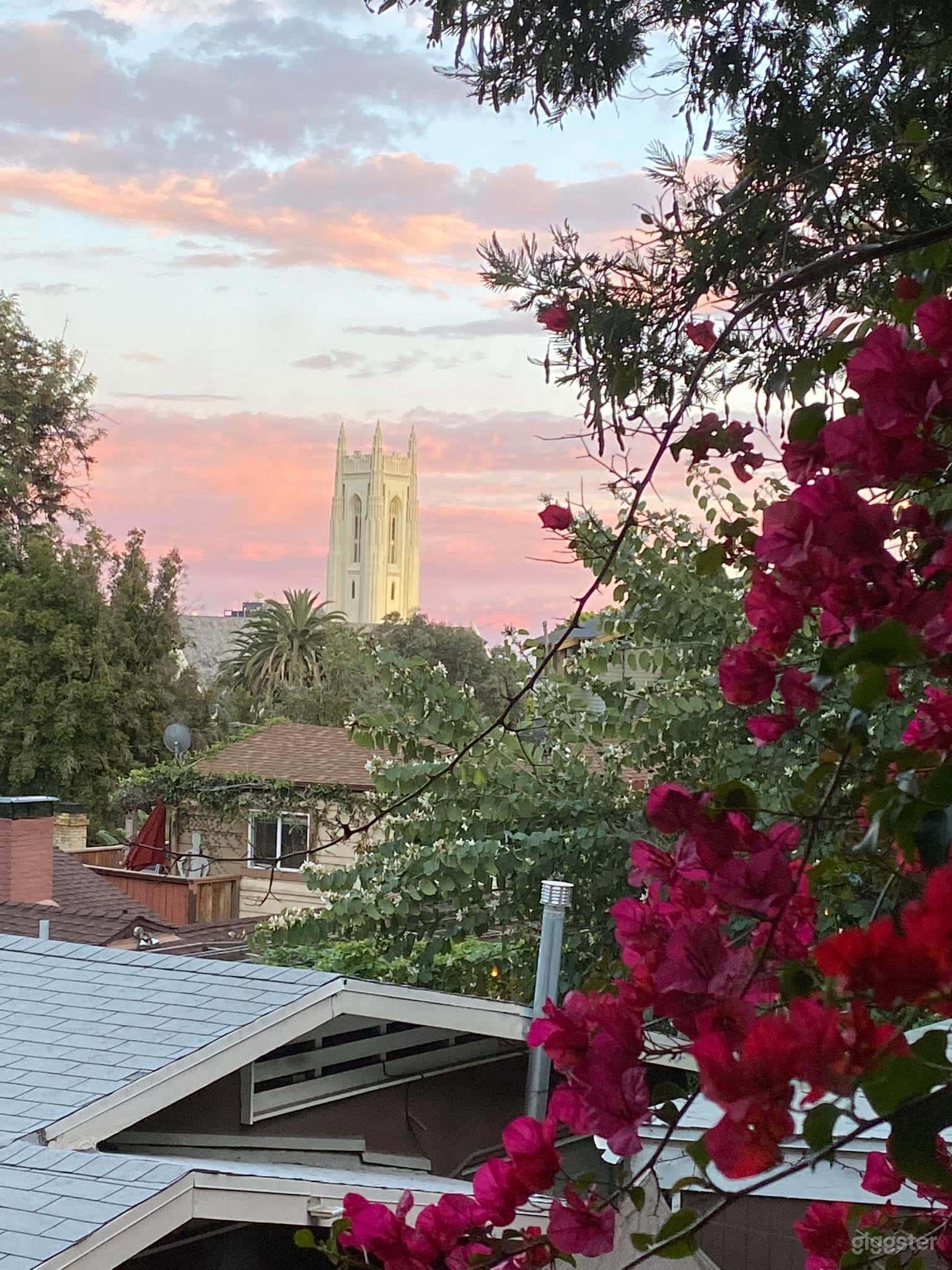 Hip Mediterranean Hollywood Hills View Home Photo 3