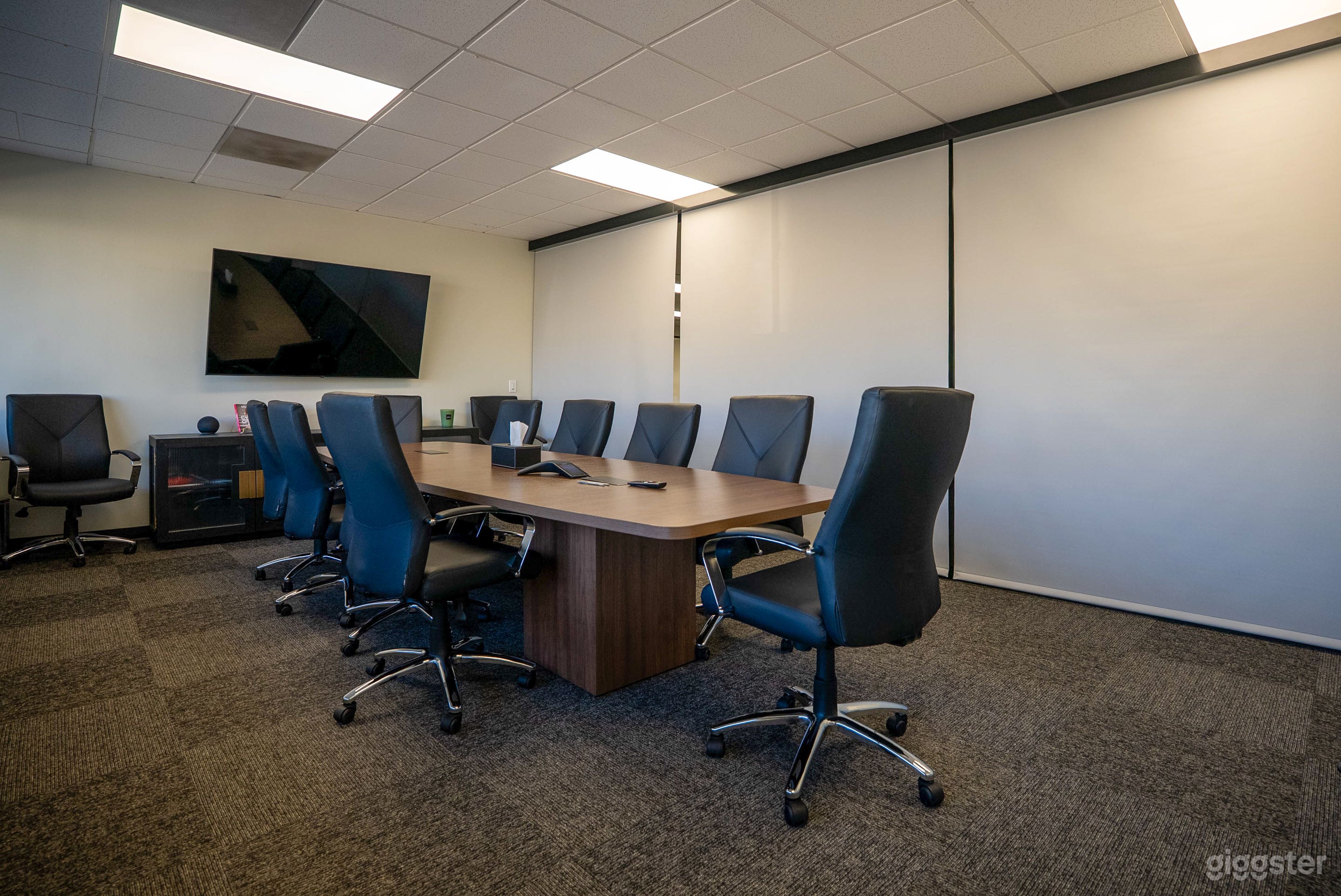Modern Meeting & Conference Room in Irvine Photo 3