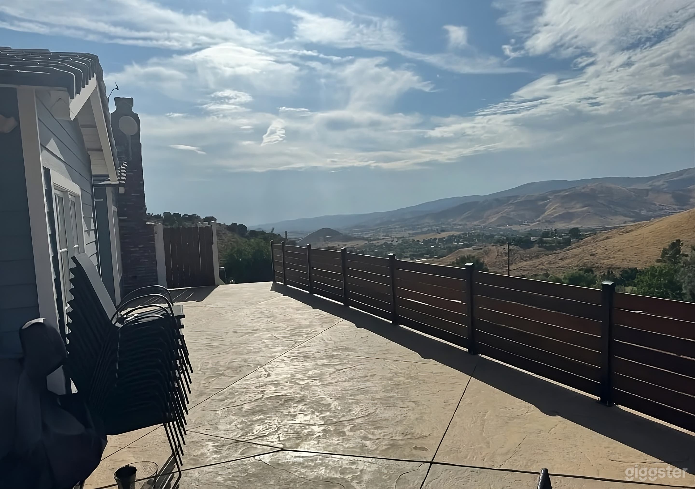 Luxury Hillside Backyard Oasis Photo 4