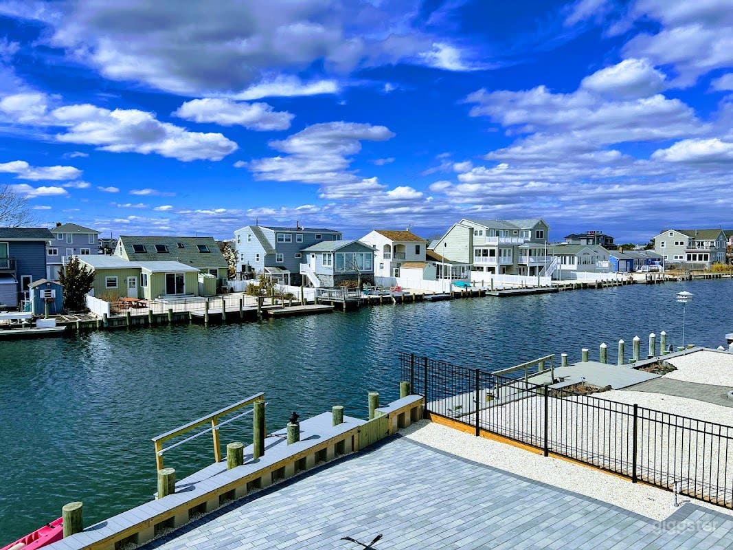 Beautiful Waterfront Beach House nestled on secluded Lagoon. Photo 4