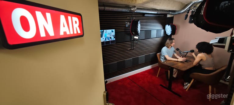  Studio de podcast dynamique et immersif 