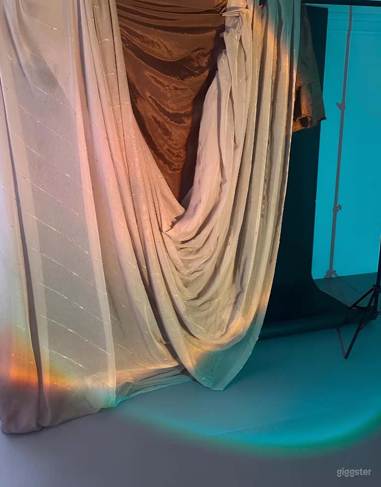  Creative Hotspot for everything (Entire Facility) 