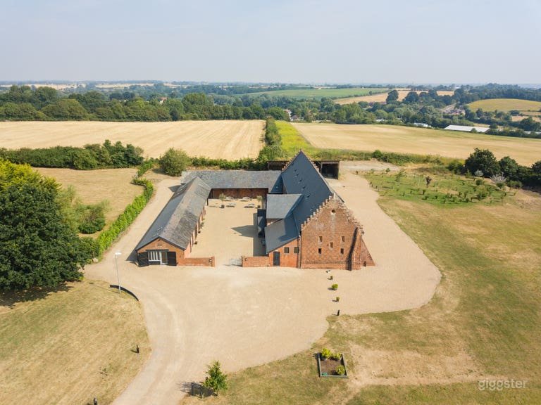  The barn from above 