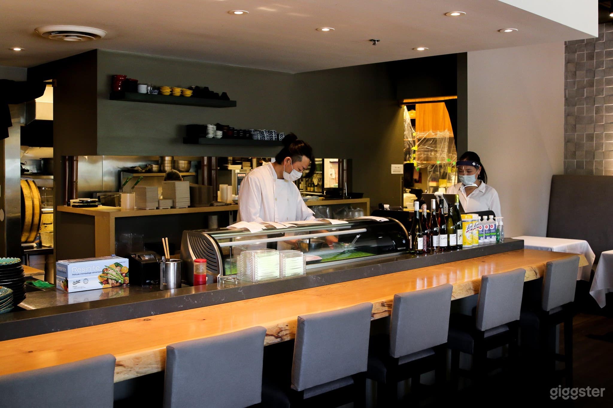 Intimate, Contemporary Japanese Restaurant Photo 3