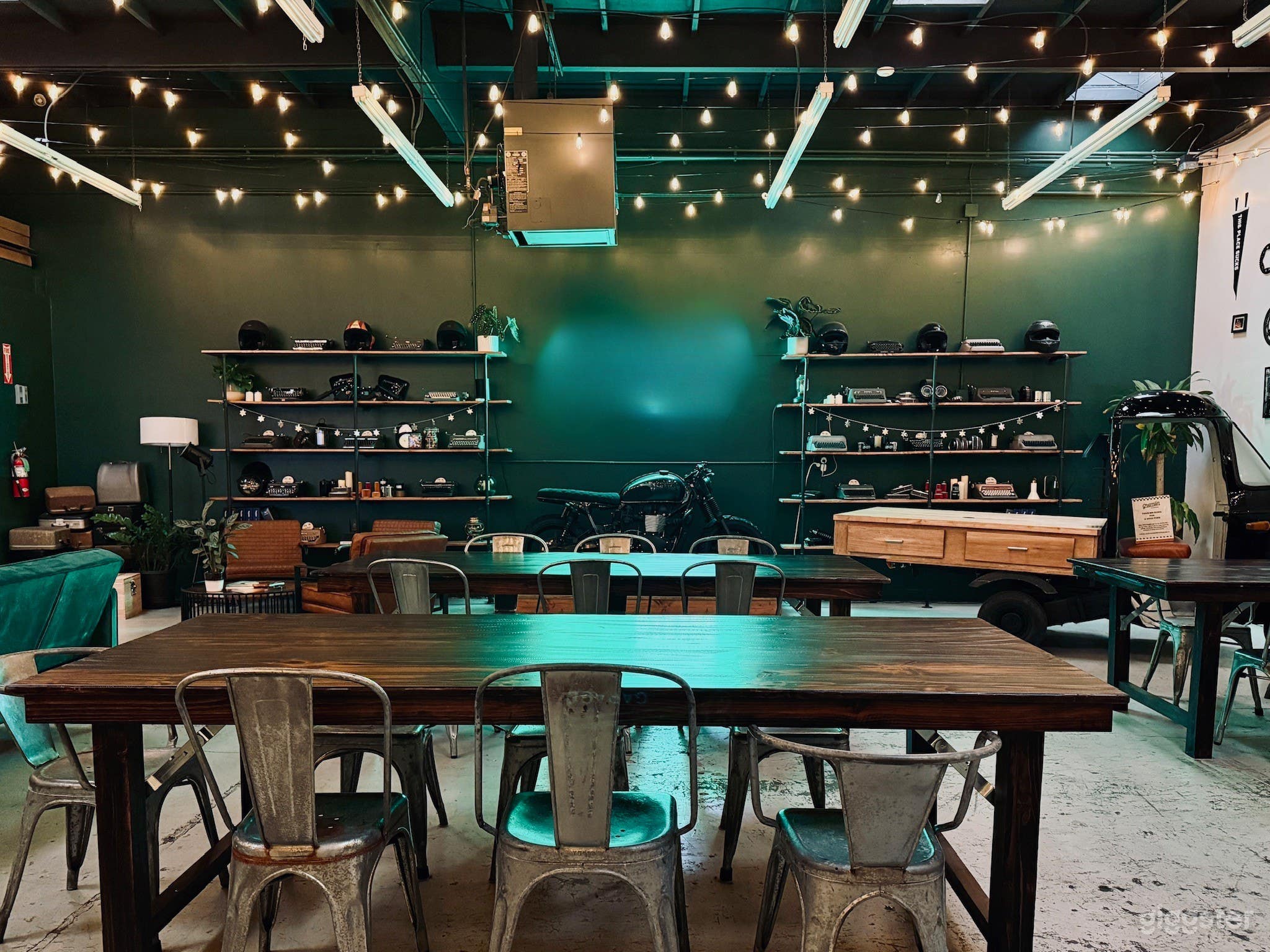 Industrial Cozy Vibes Photo 3