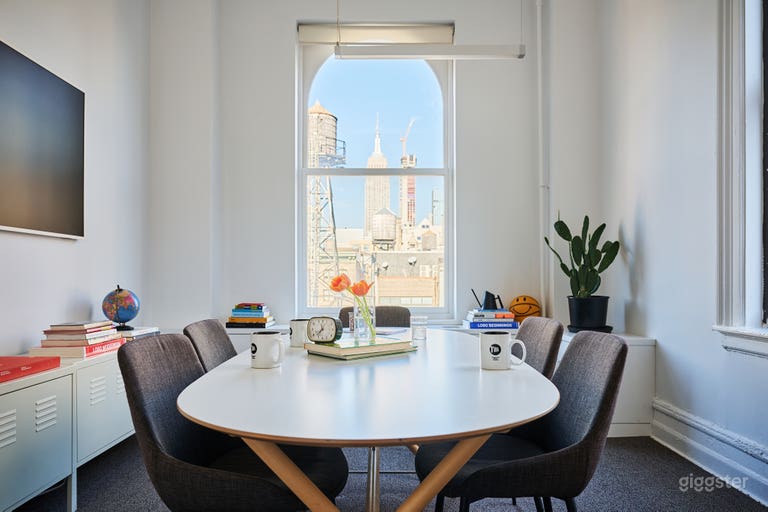  Medium Conference Room 