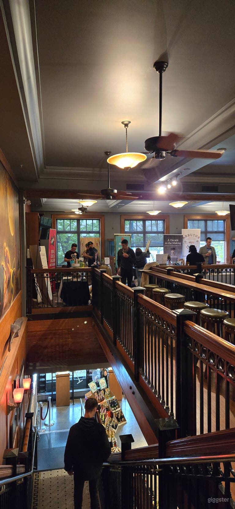  Spacious Versatile Area 