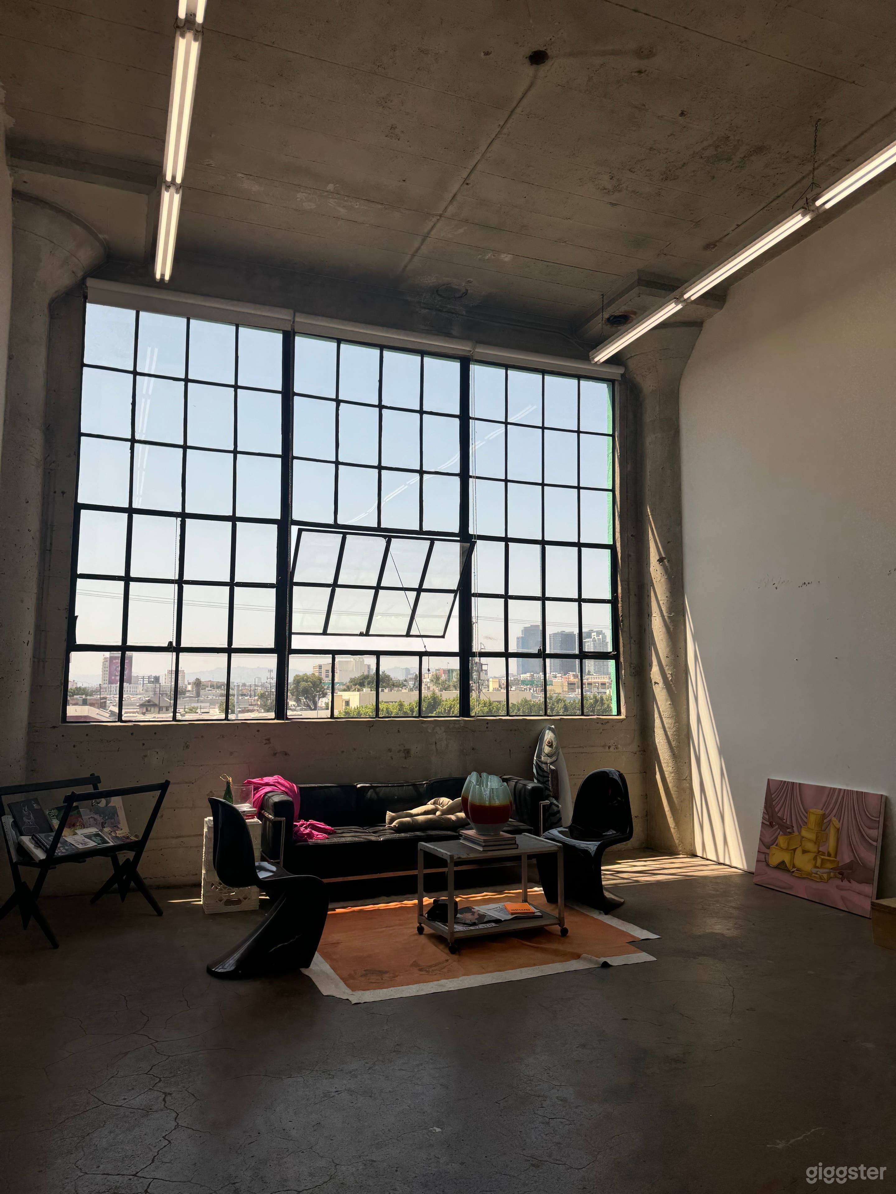 Creative studio DTLA available for rental! Photo 3