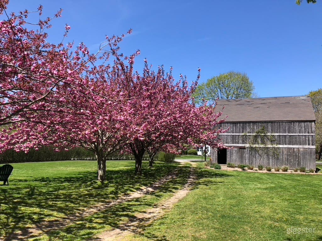 The North Fork Barn Photo 2
