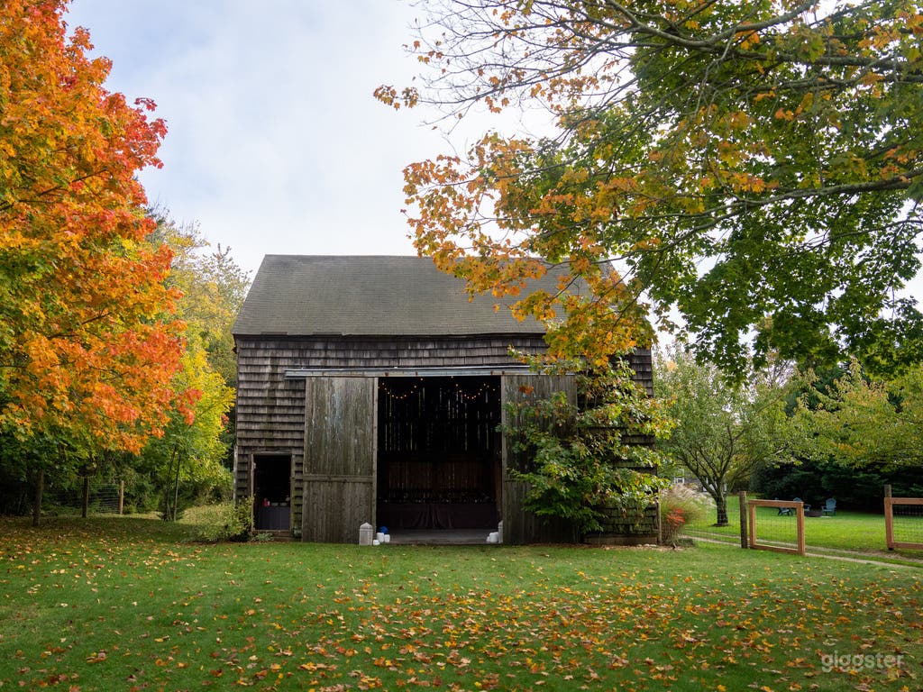 The North Fork Barn Photo 3