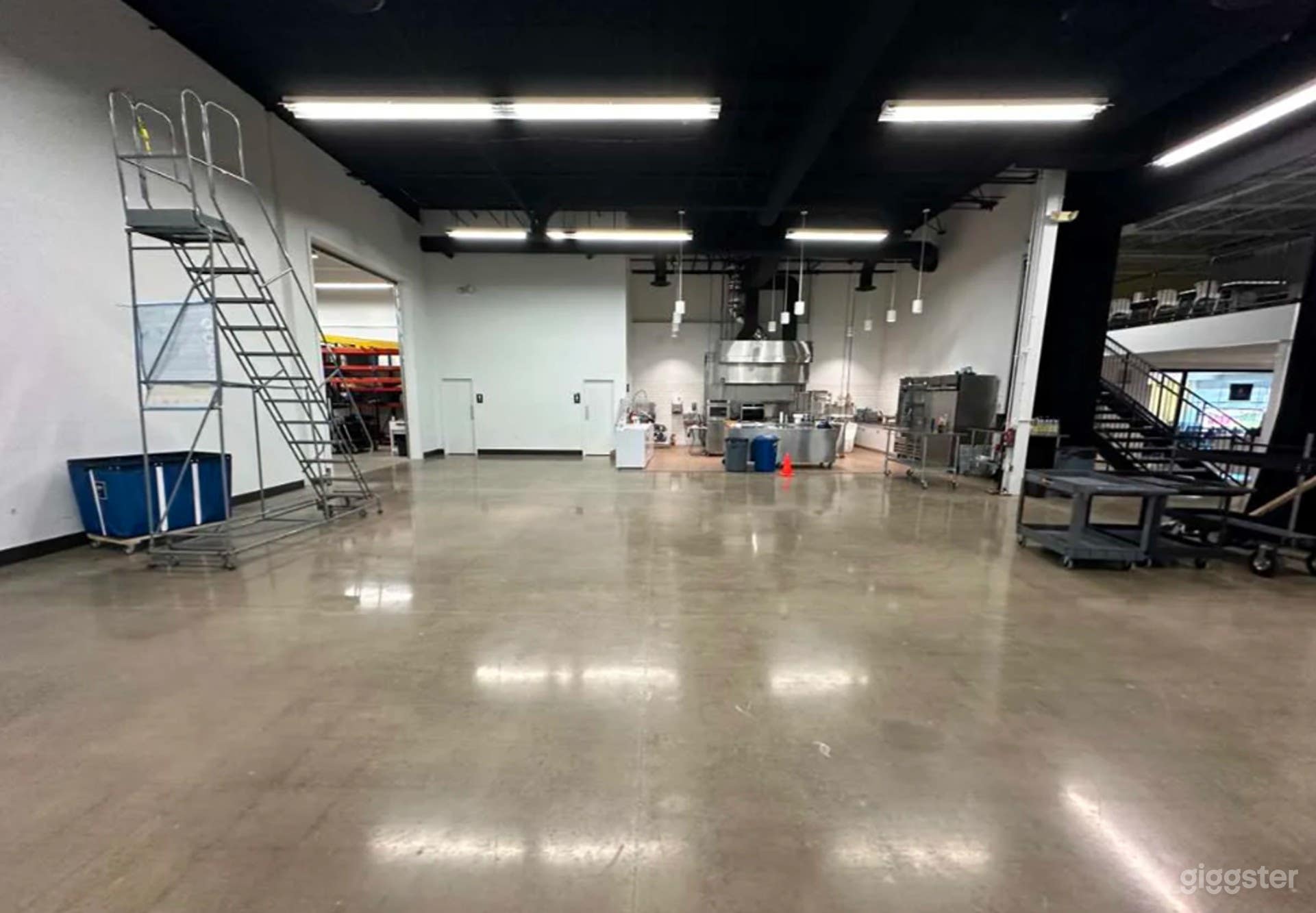 Multi-Million Dollar State-Of-The-Art Studio Space Photo 1