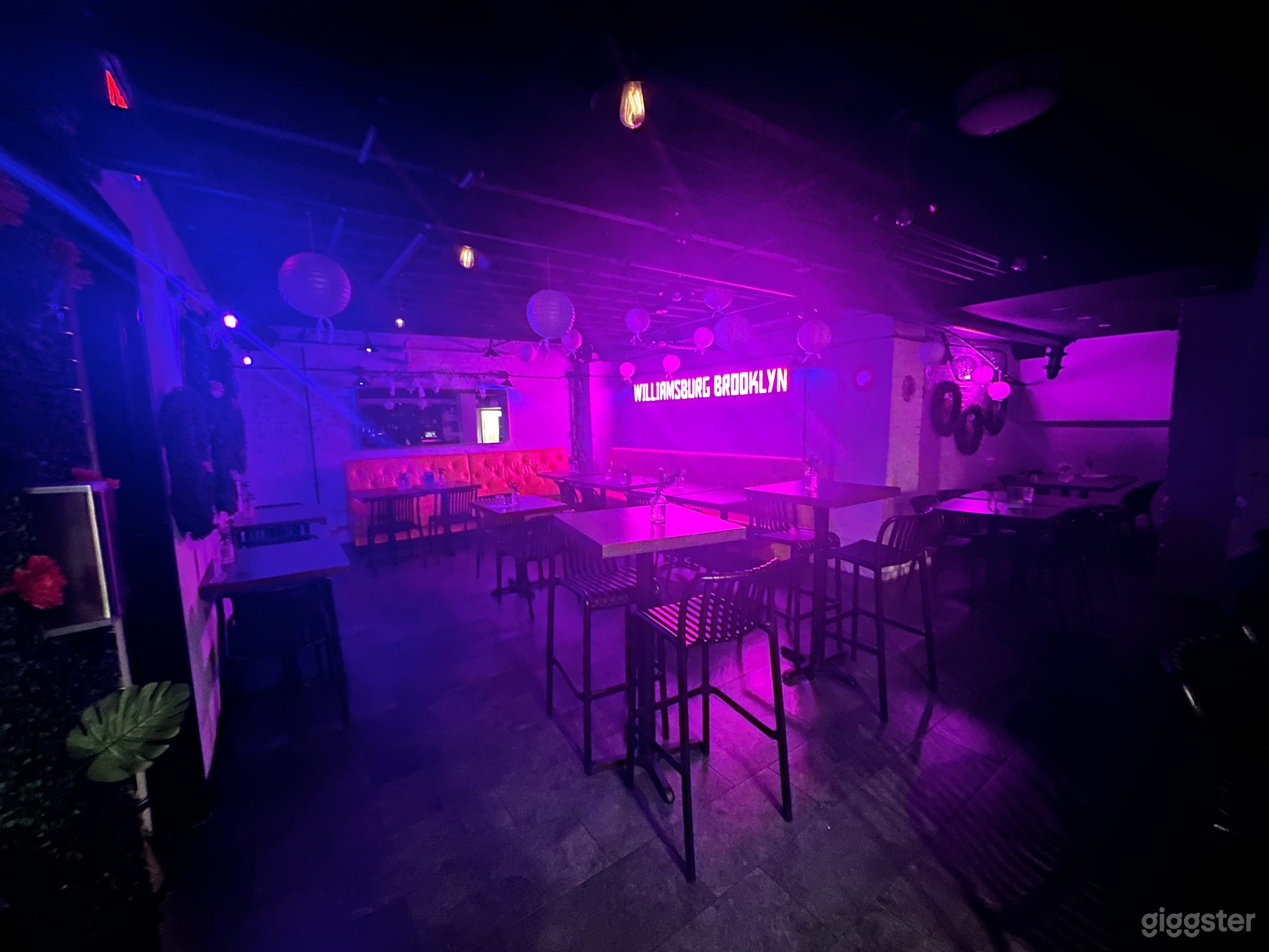 Private Garden Lounge in the heart of Williamsburg Photo 3