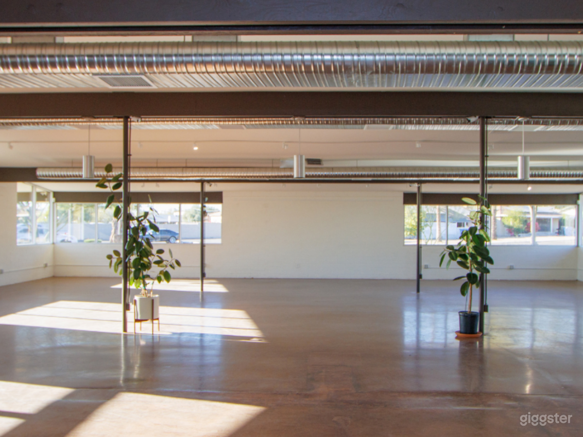 Historic Mid-Century Modern Building in Central Phoenix Photo 4