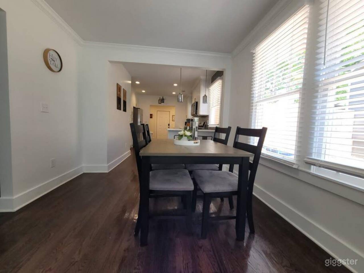 Dreamy 3BR Home with Yard  Photo 3