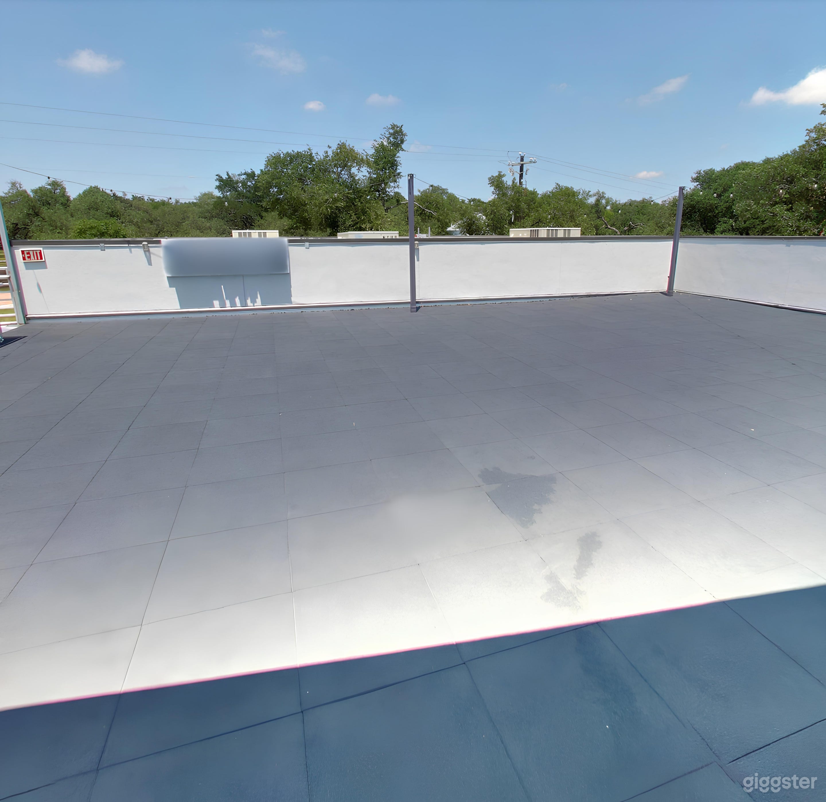 Rooftop Deck - Dance Studio Photo 2