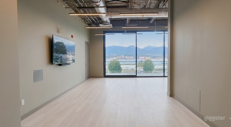  Event Lounge | 540 Sq Ft | Multi-Use Room 