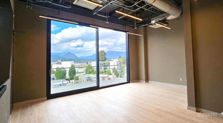  Event Lounge | 540 Sq Ft | Multi-Use Room 
