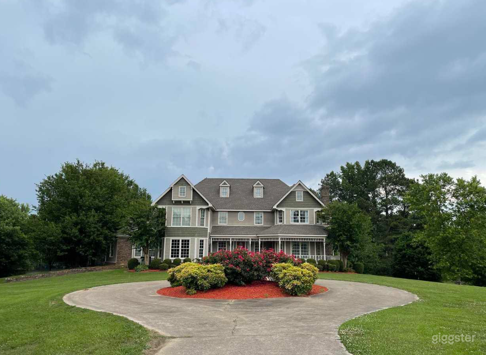 Large Scale Victorian Estate Photo 1