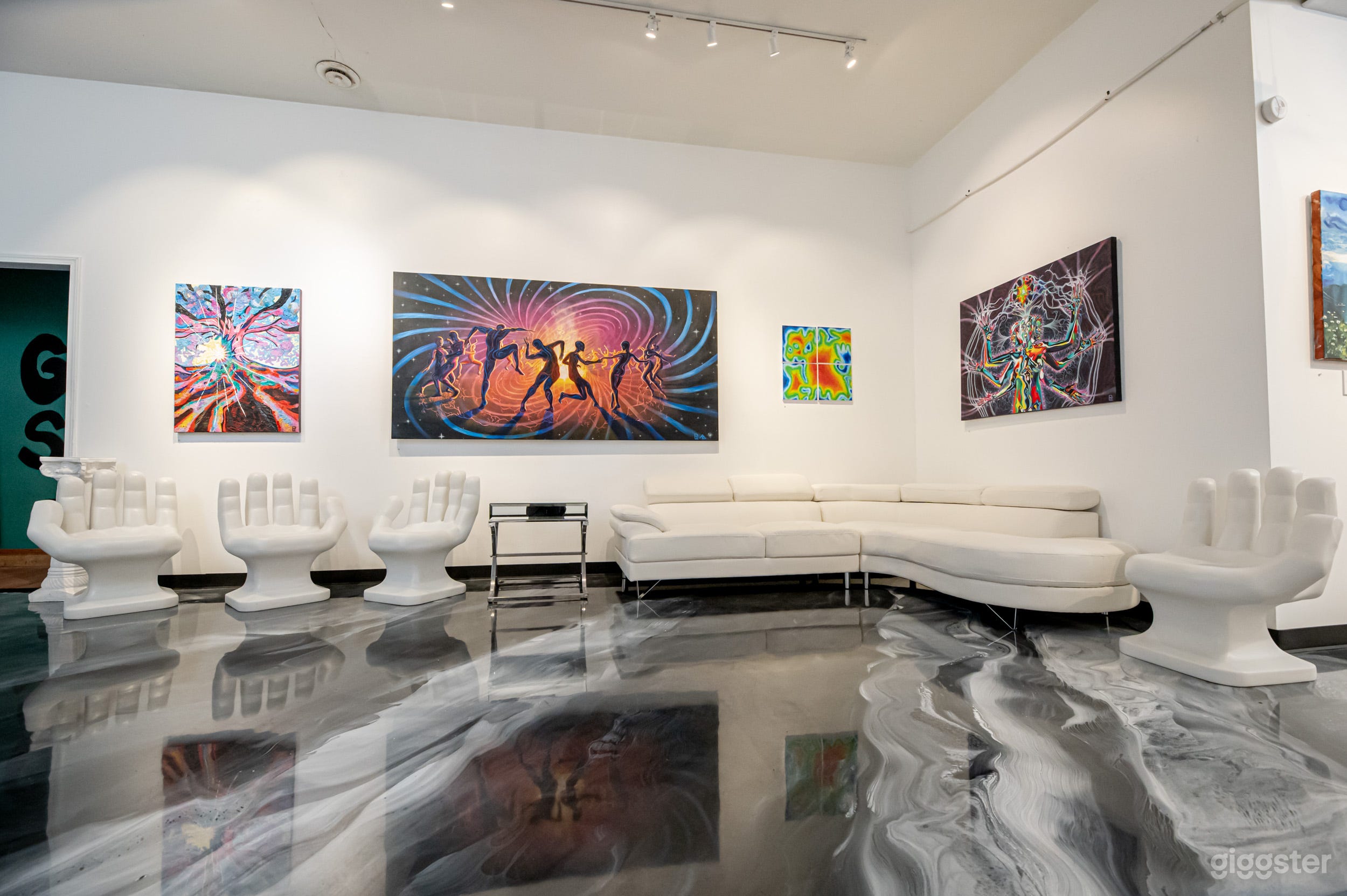 Connect San Diego x SH!FT Gallery Photo 3