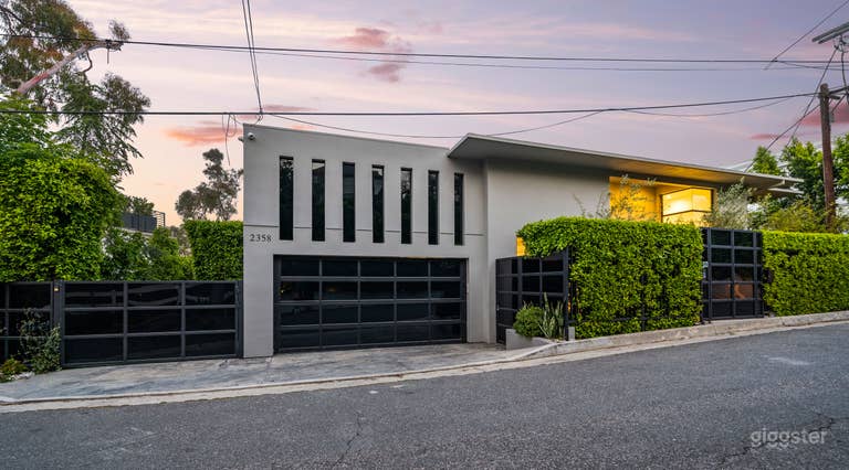  BEVERLY BLISS: LUXE OASIS WITH CANYON VIEWS  