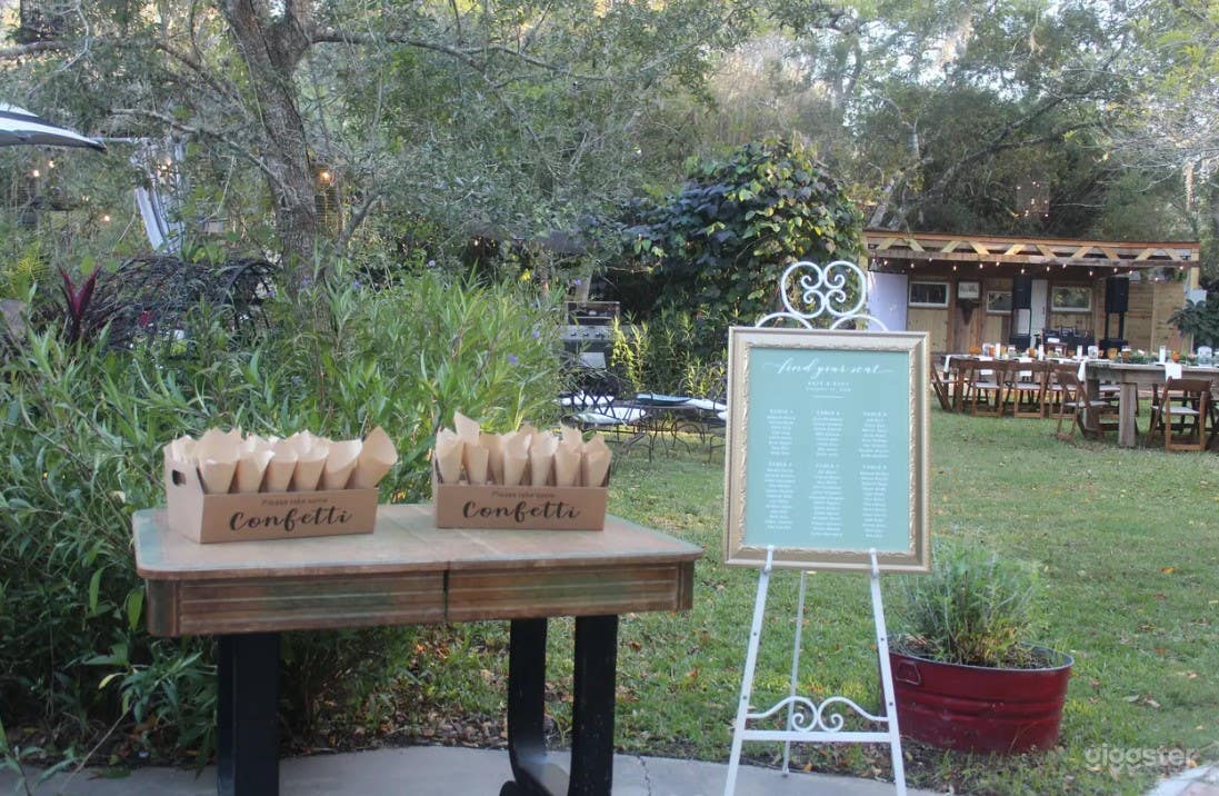 Zen and Relaxing Courtyard Photo 4